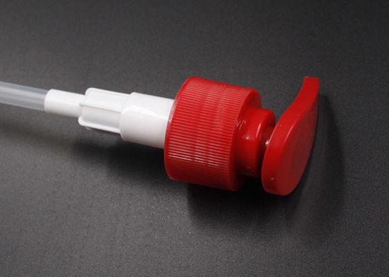 O vermelho engarrafa 25/410 de bomba cosmética do distribuidor