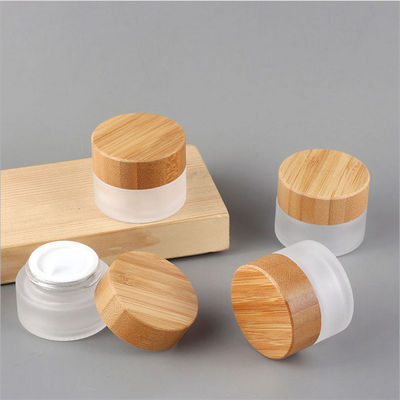 O cosmético vazio redondo de vidro range o empacotamento cosmético de bambu natural do recipiente